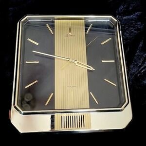 Vth 80s Gold Marcel Hour Strike Quartz Wall Clock Gold  brass 4MS603 MCM TESTED
